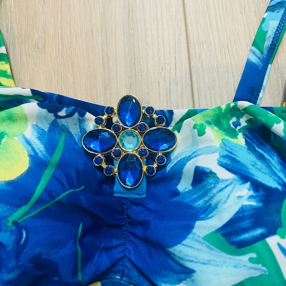 NWOT Tropical Floral Beautiful Blue Swimwear Set - Tankini and Bottoms Beach - Picture 4 of 10